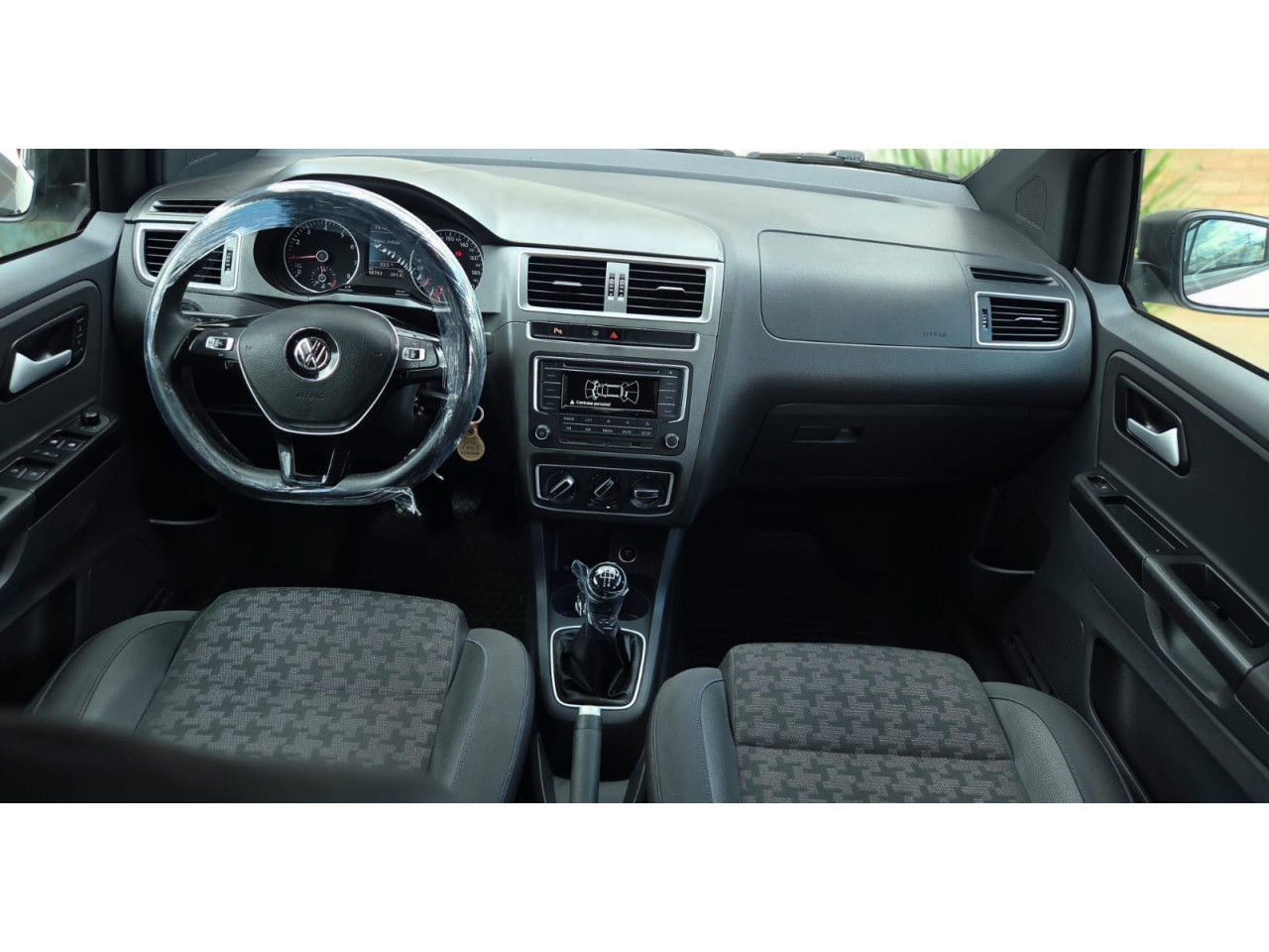 VOLKSWAGEN Fox 1.0 4P TRACK FLEX