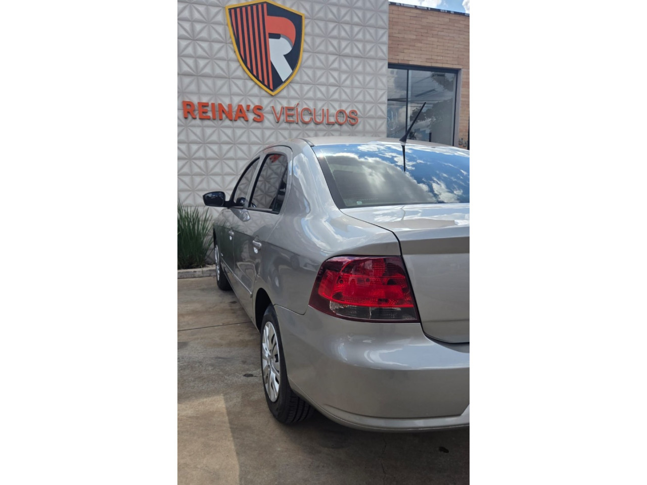 VOLKSWAGEN Voyage 1.0 4P TREND FLEX