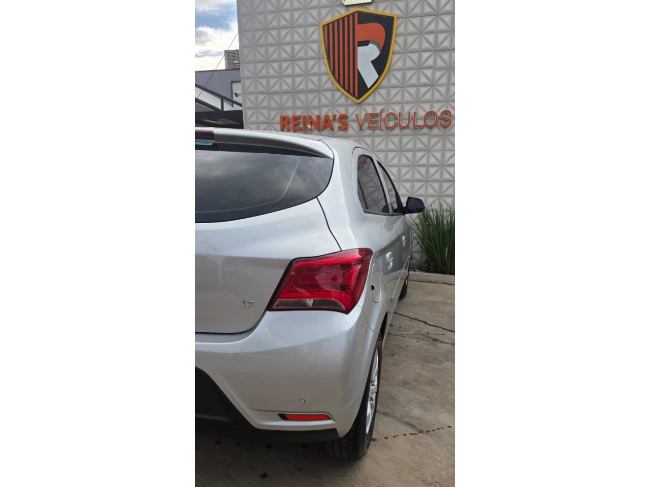 CHEVROLET Onix Hatch 1.0 4P FLEX LT