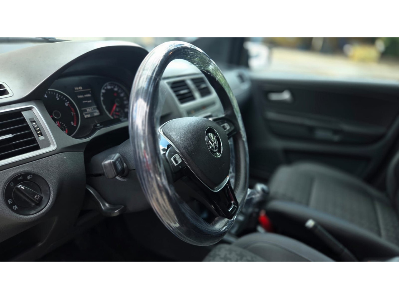 VOLKSWAGEN Fox 1.0 4P TRACK FLEX