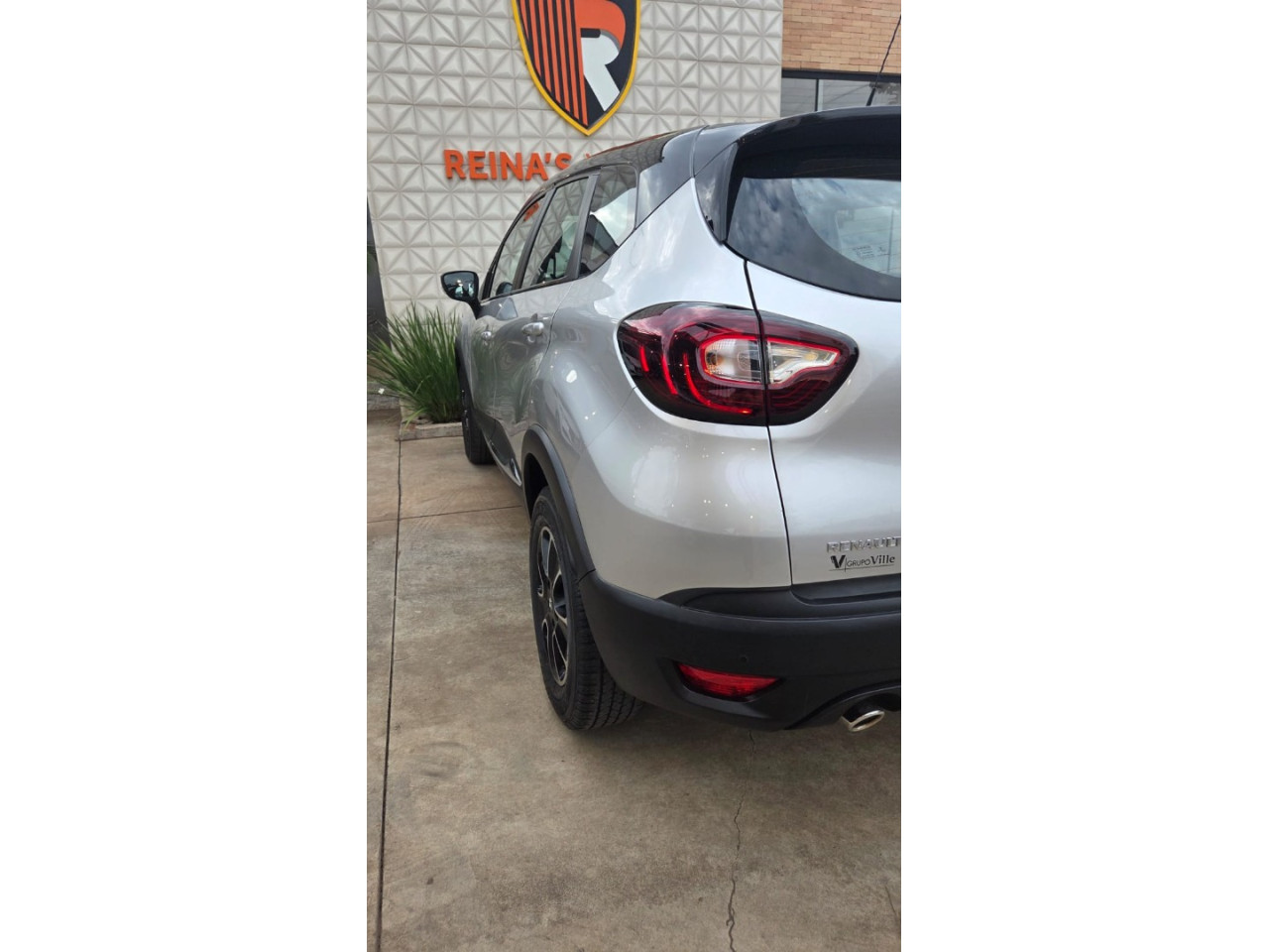 RENAULT Captur 1.6 16V 4P FLEX SCE LIFE X-TRONIC CVT