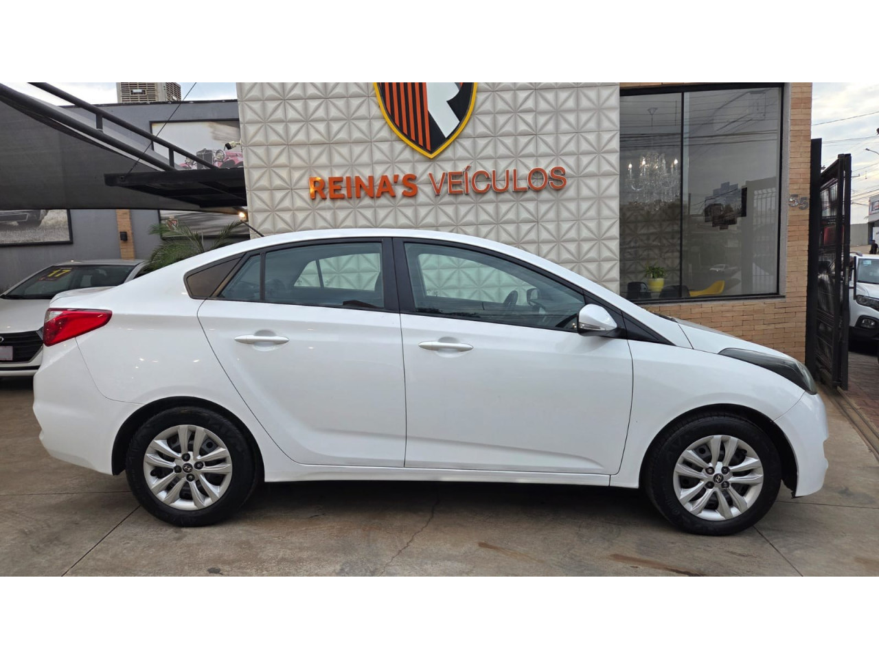 HYUNDAI HB 20 Sedan 1.6 16V 4P FLEX COMFORT AUTOMÁTICO