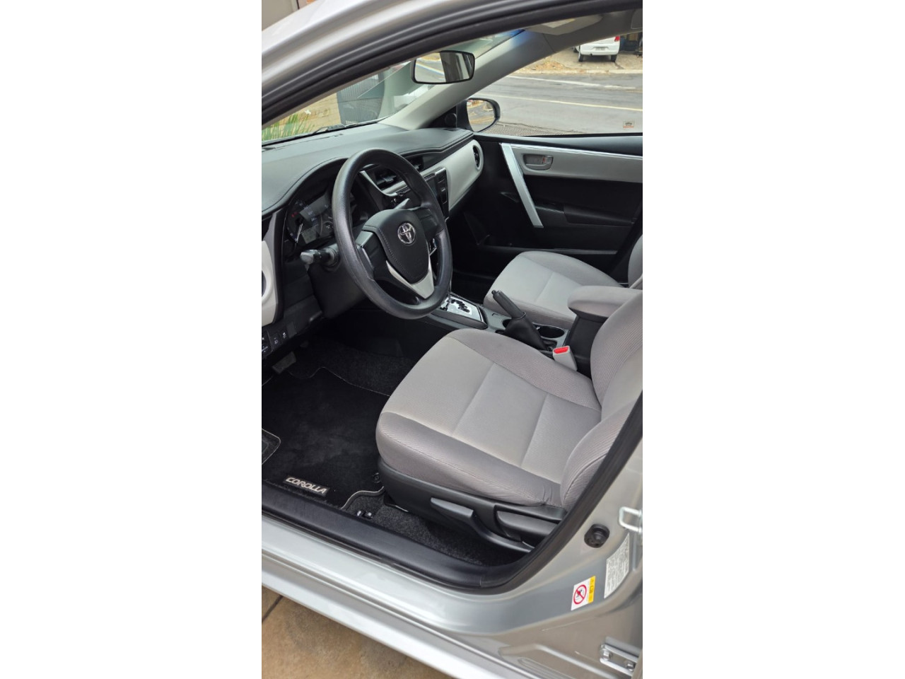 TOYOTA Corolla 1.8 16V 4P GLI AUTOMÁTICO