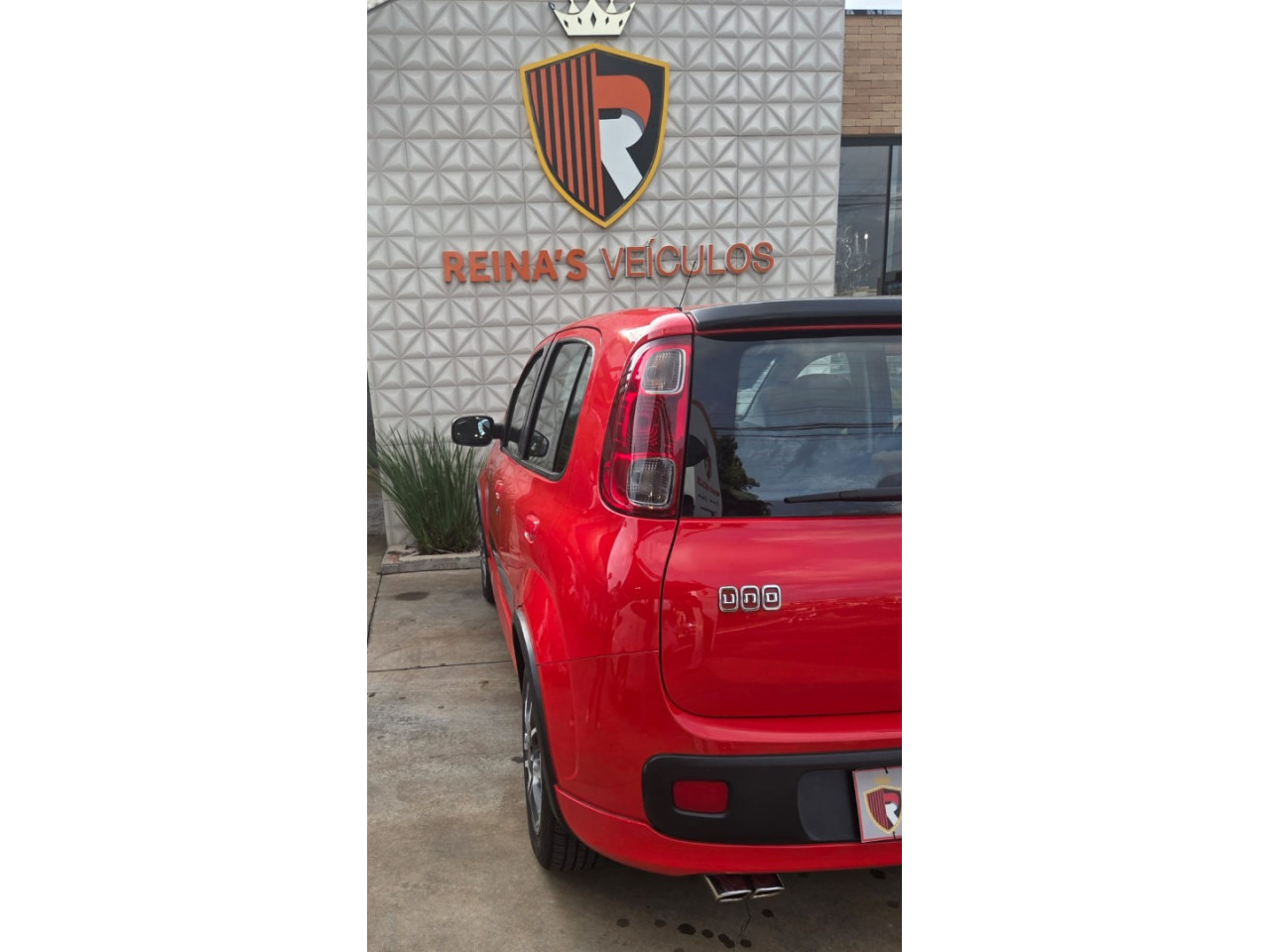 FIAT Uno 1.4 FLEX SPORTING