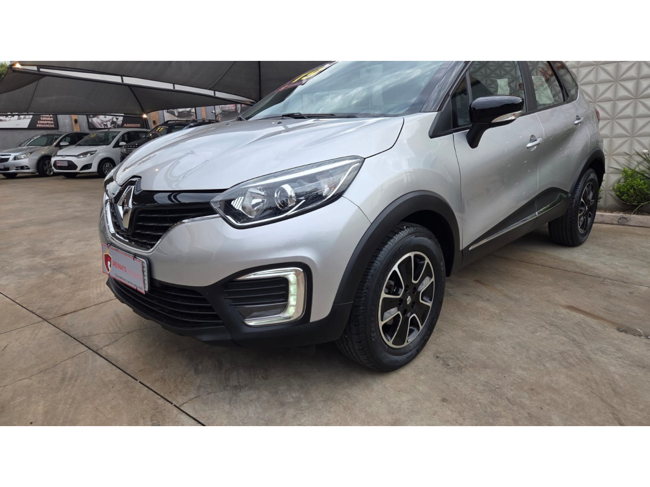 RENAULT Captur 1.6 16V 4P FLEX SCE LIFE X-TRONIC CVT