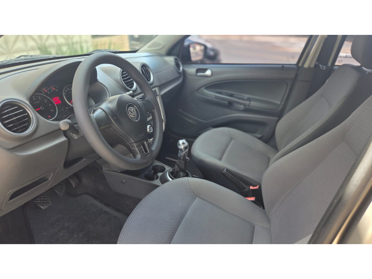 VOLKSWAGEN Voyage 1.0 4P TREND FLEX