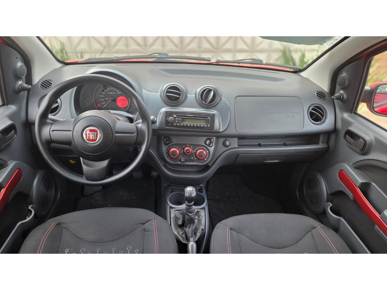 FIAT Uno 1.4 FLEX SPORTING