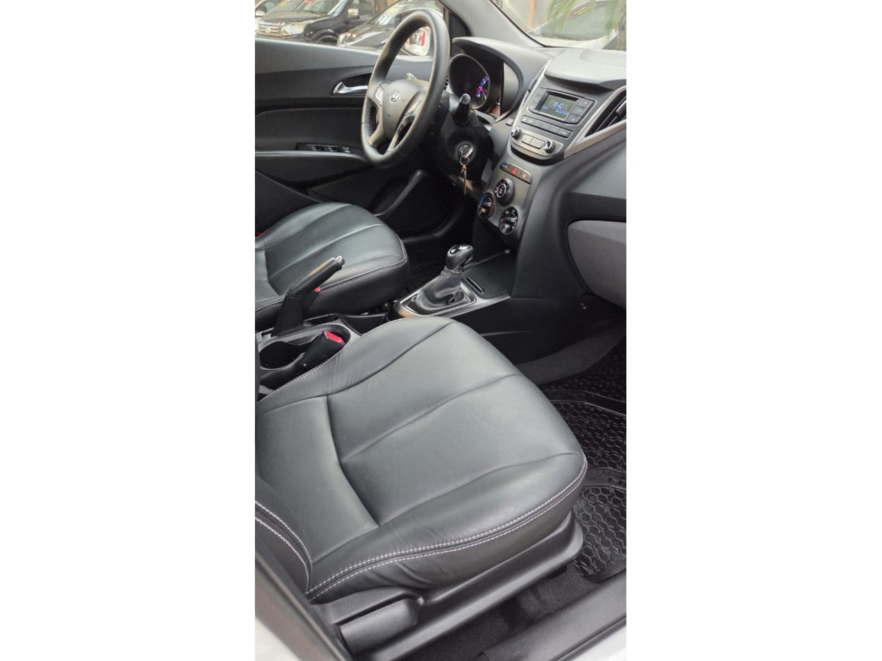 HYUNDAI HB 20 Sedan 1.6 16V 4P FLEX COMFORT AUTOMÁTICO