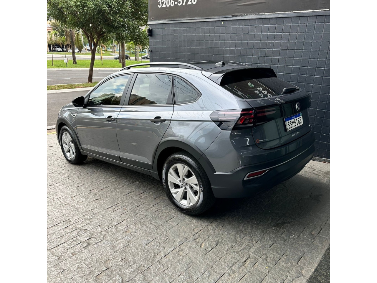 VOLKSWAGEN Nivus 1.0 4P FLEX 200 TSI COMFORTLINE TURBO AUTOMÁTICO