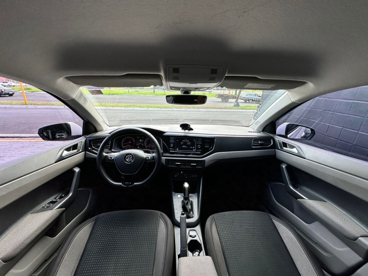 VOLKSWAGEN Virtus 1.0 4P 200 TSI FLEX COMFORTLINE AUTOMÁTICO