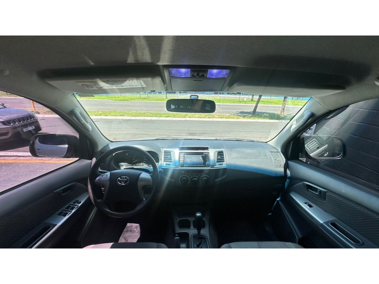 TOYOTA Hilux Caminhonete 2.7 16V 4P SR CABINE DUPLA AUTOMÁTICO