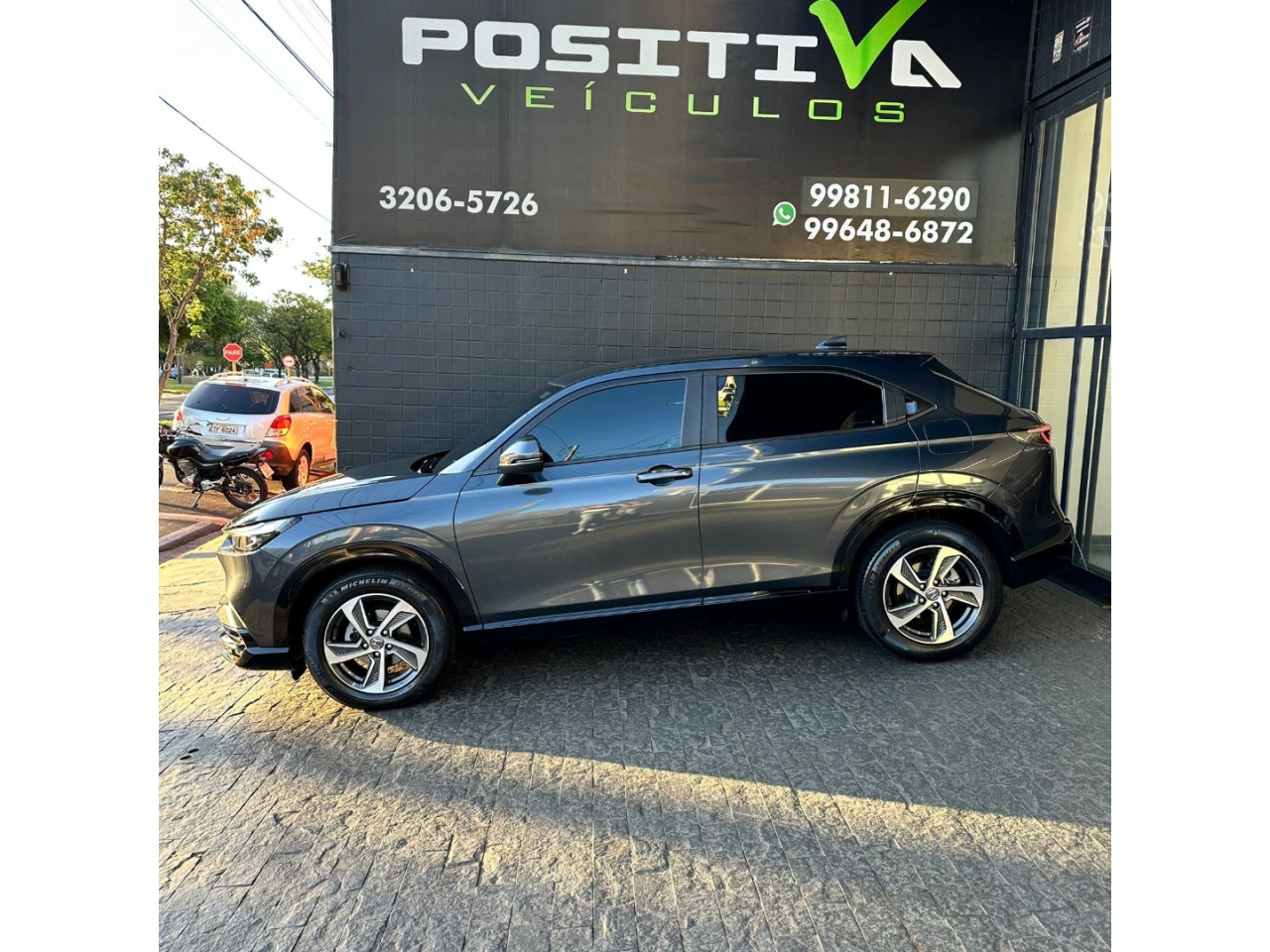 HONDA HR-V 1.8 16V 4P TOURING FLEX AUTOMÁTICO CVT