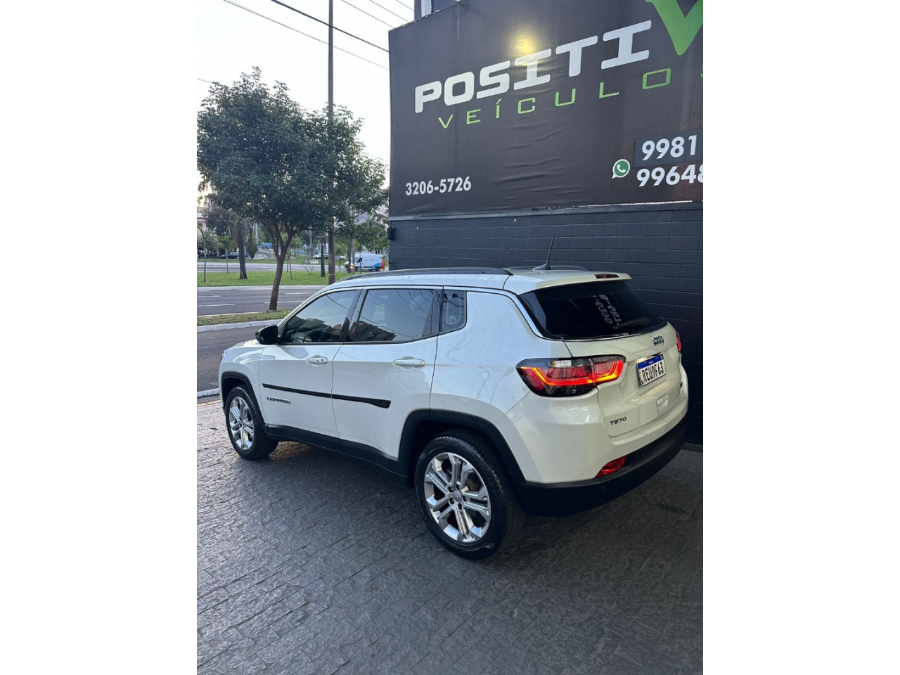 Compass 1.3 16V 4P FLEX LONGITUDE T270 TURBO AUTOMÁTICO