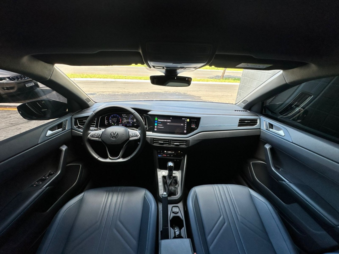 VOLKSWAGEN Nivus 1.0 4P FLEX 200 TSI HIGHLINE TURBO AUTOMÁTICO