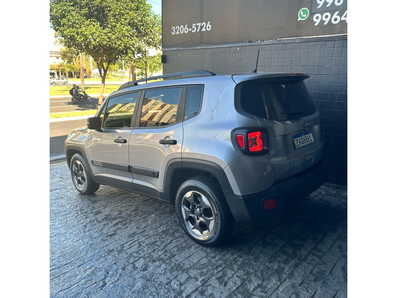 Renegade 1.8 16V 4P FLEX AUTOMÁTICO
