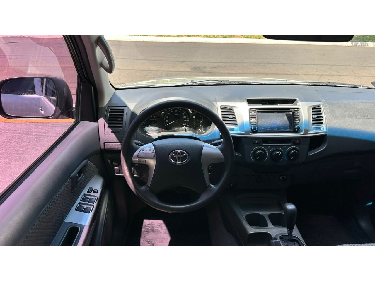 TOYOTA Hilux Caminhonete 2.7 16V 4P SR CABINE DUPLA AUTOMÁTICO
