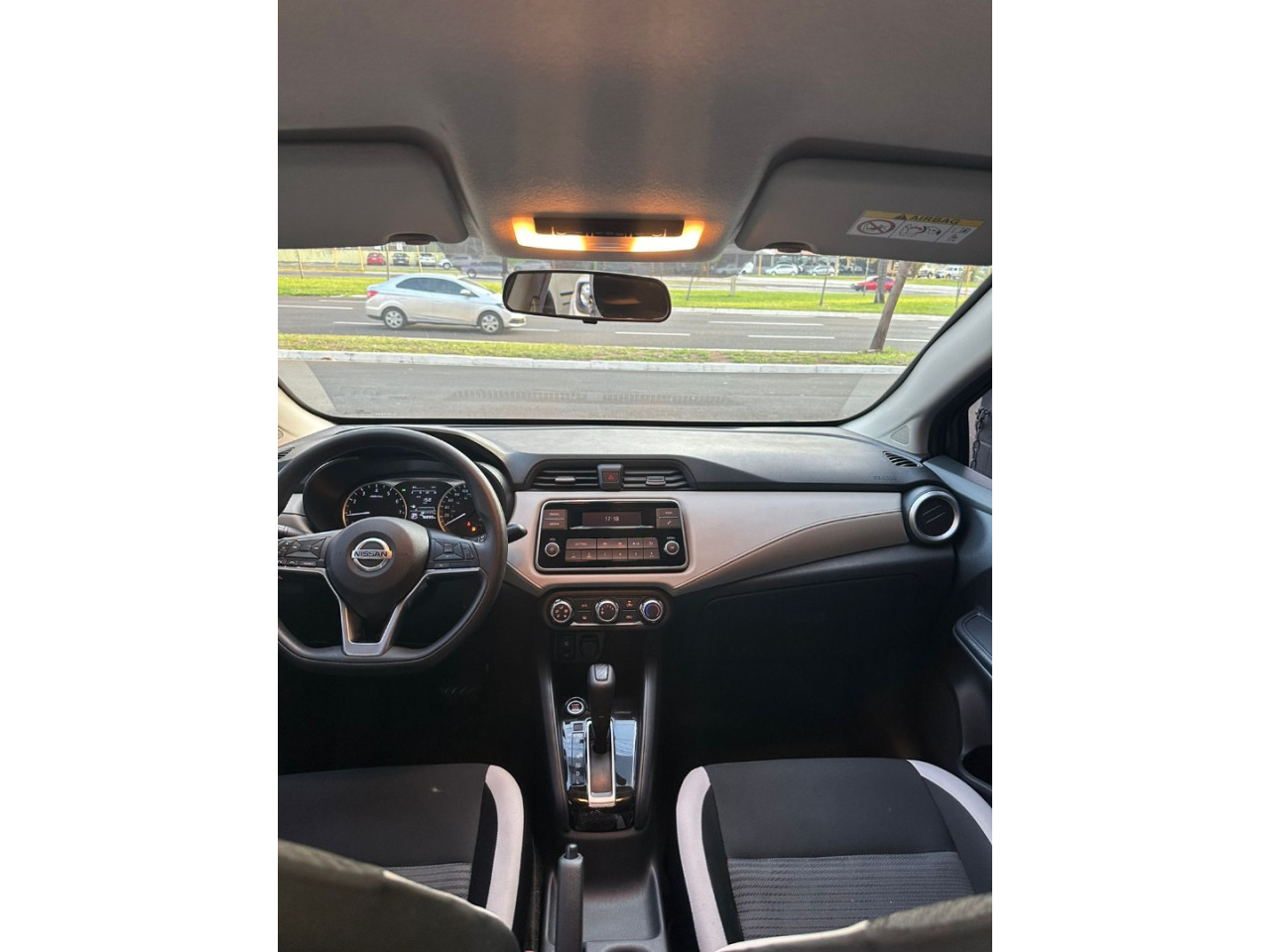 Versa Sedan 1.6 16V 4P FLEX SENSE