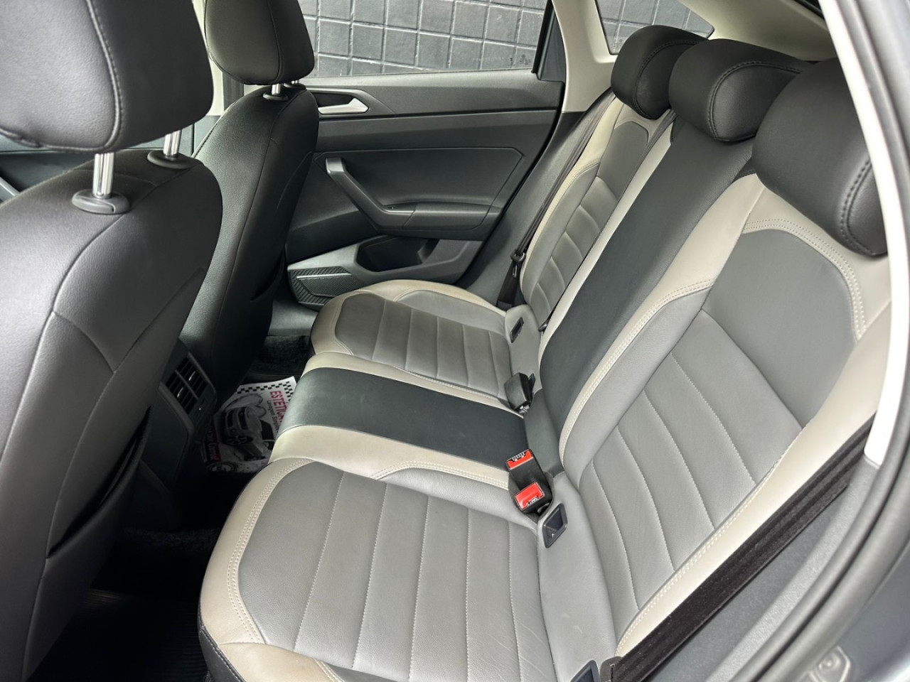 VOLKSWAGEN Nivus 1.0 4P FLEX 200 TSI COMFORTLINE TURBO AUTOMÁTICO