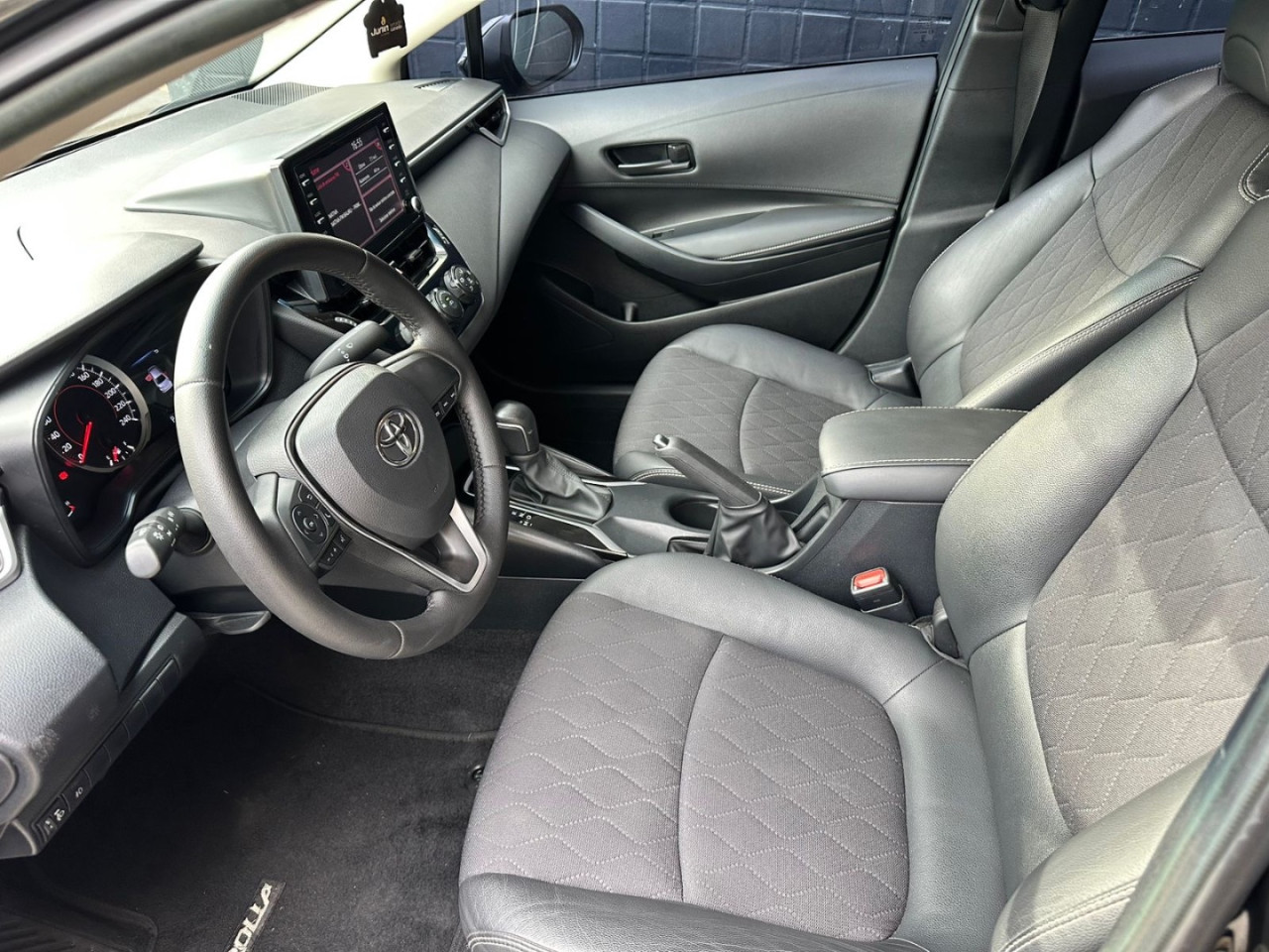 TOYOTA Corolla 1.8 16V 4P GLI AUTOMÁTICO