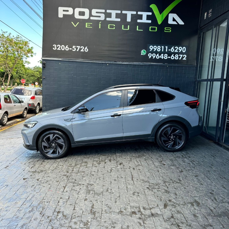 VOLKSWAGEN Nivus 1.0 4P FLEX 200 TSI HIGHLINE TURBO AUTOMÁTICO