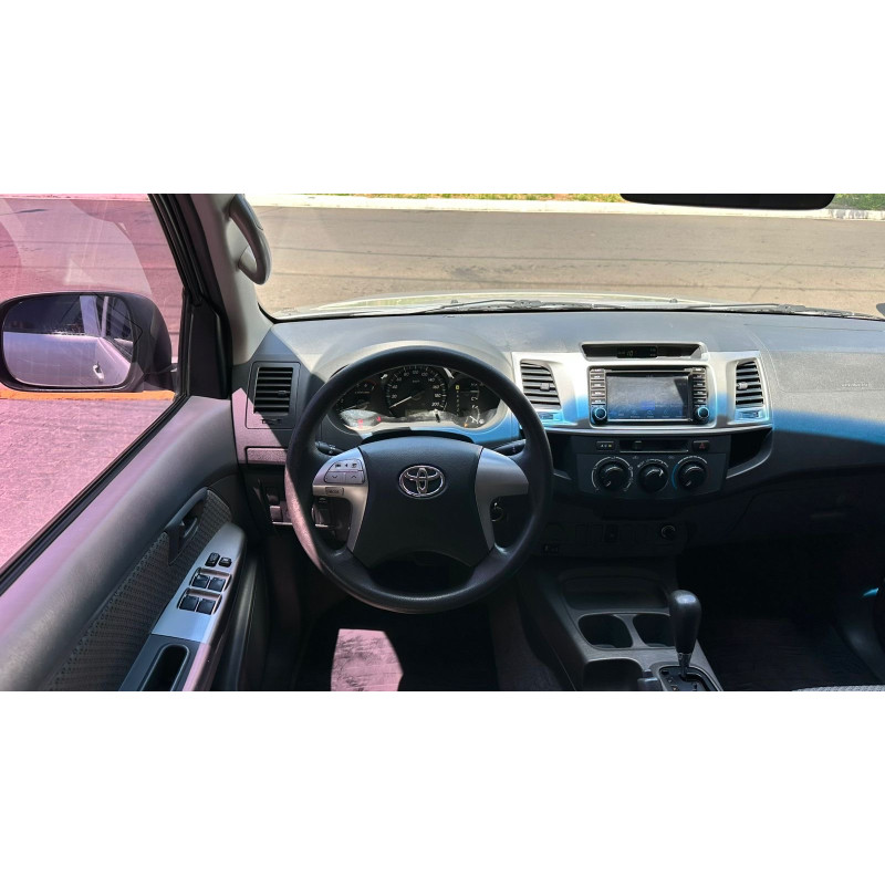 TOYOTA Hilux Caminhonete 2.7 16V 4P SR CABINE DUPLA AUTOMÁTICO