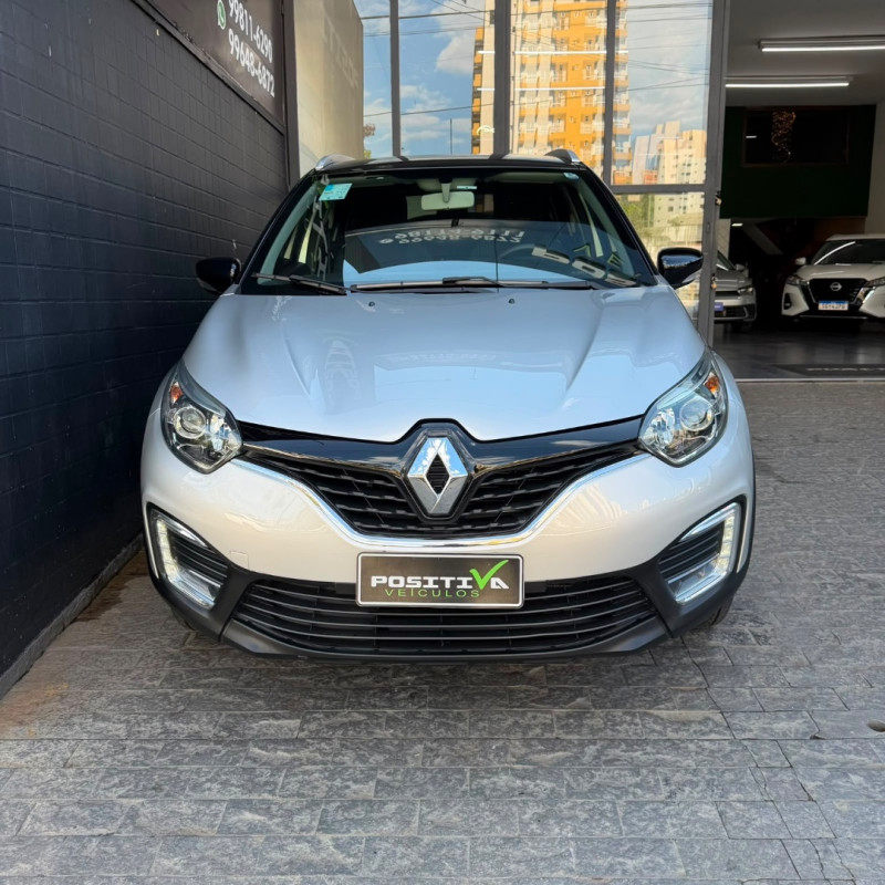 RENAULT Captur 1.6 16V 4P FLEX SCE LIFE X-TRONIC CVT