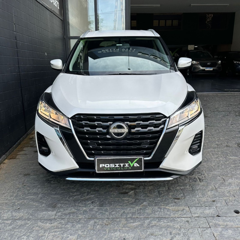 NISSAN Kicks 1.6 16V 4P FLEXSTART ADVANCE XTRONIC AUTOMÁTICO CVT