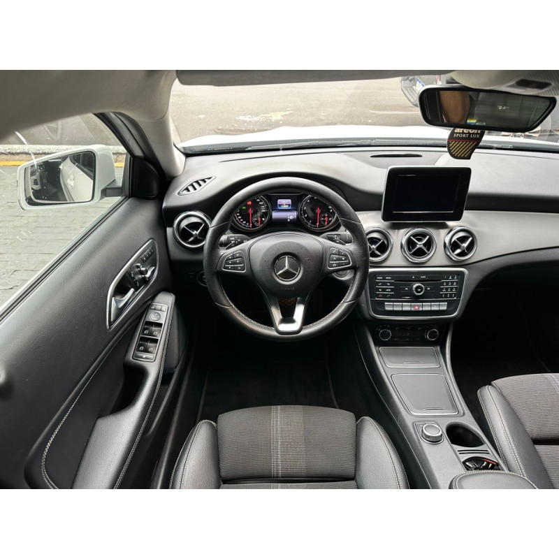 MERCEDES-BENZ GLA 200 1.6 16V 4P CGI ADVANCE TURBO AUTOMÁTICO