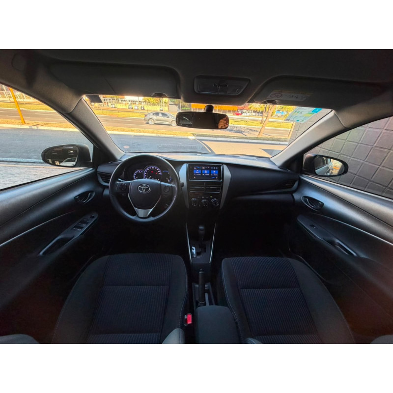 TOYOTA Yaris Sedan 1.5 16V 4P FLEX XL MULTIDRIVE AUTOMÁTICO CVT