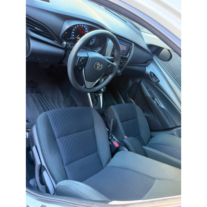 TOYOTA Yaris Sedan 1.5 16V 4P FLEX XL MULTIDRIVE AUTOMÁTICO CVT