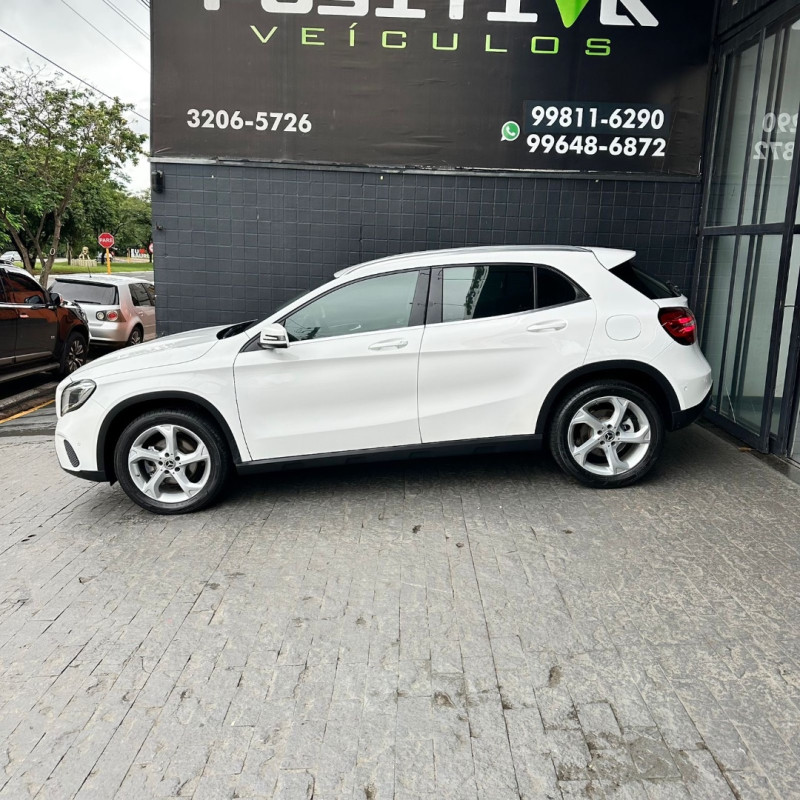 MERCEDES-BENZ GLA 200 1.6 16V 4P CGI ADVANCE TURBO AUTOMÁTICO