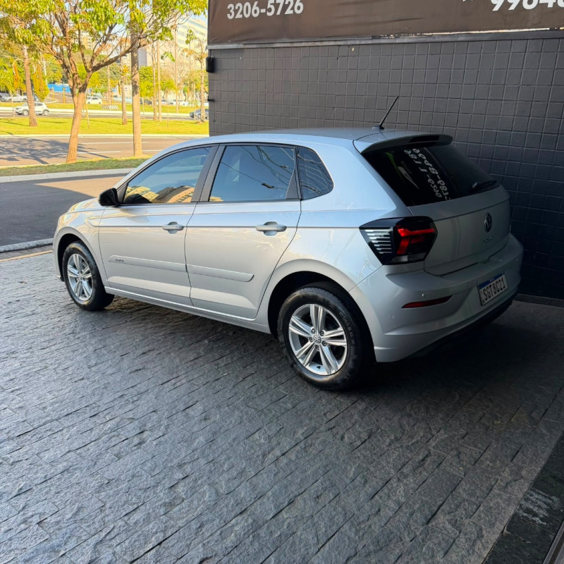 VOLKSWAGEN Polo Hatch 1.0 12V 4P MPI FLEX