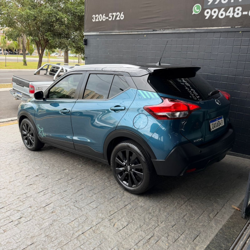 NISSAN Kicks 1.6 16V 4P FLEX UEFA CHAMPIONS LEAGUE X-TRONIC AUTOMÁTICO CVT
