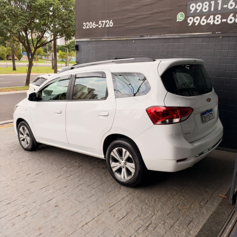 CHEVROLET Spin 1.8 4P FLEX PREMIER 7 LUGARES AUTOMÁTICO
