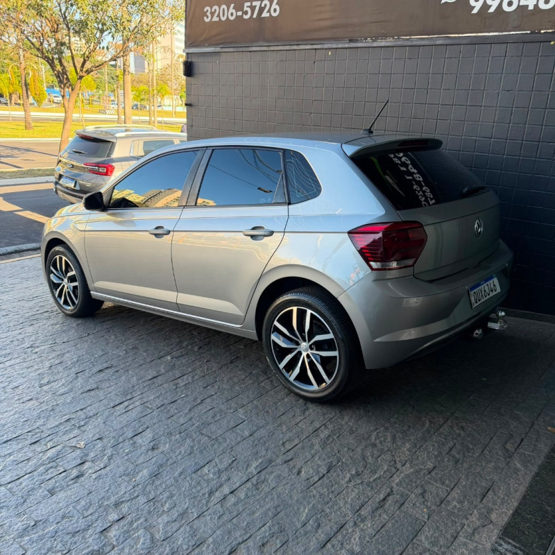 VOLKSWAGEN Polo Hatch 1.6 4P COMFORTLINE FLEX