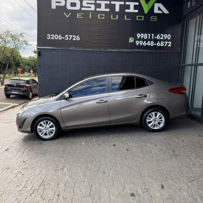 TOYOTA Yaris Sedan 1.5 16V 4P FLEX XL MULTIDRIVE AUTOMÁTICO CVT