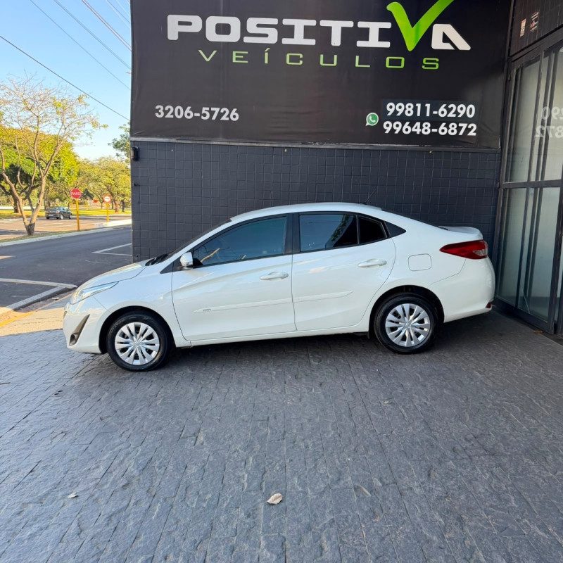 TOYOTA Yaris Sedan 1.5 16V 4P FLEX XL MULTIDRIVE AUTOMÁTICO CVT