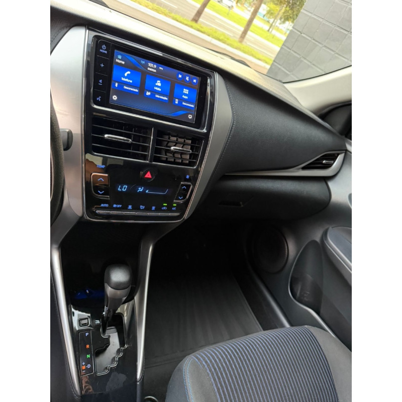 TOYOTA Yaris Sedan 1.3 16V 4P FLEX XL PLUS TECH MULTIDRIVE AUTOMÁTICO CVT