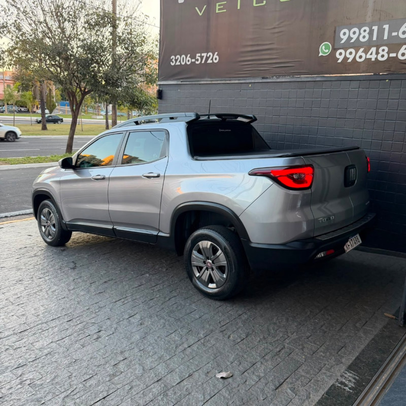 FIAT Toro 1.8 16V 4P FLEX FREEDOM AUTOMÁTICO