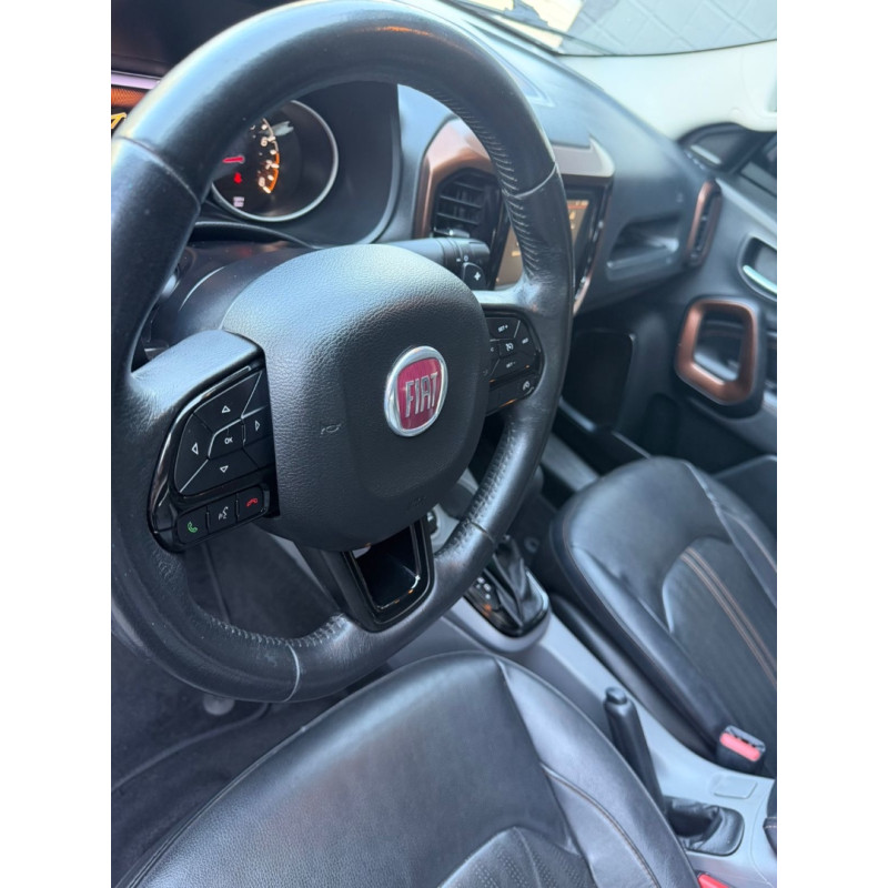 FIAT Toro 2.4 16V 4P FREEDOM MULTIAIR FLEX AUTOMÁTICO