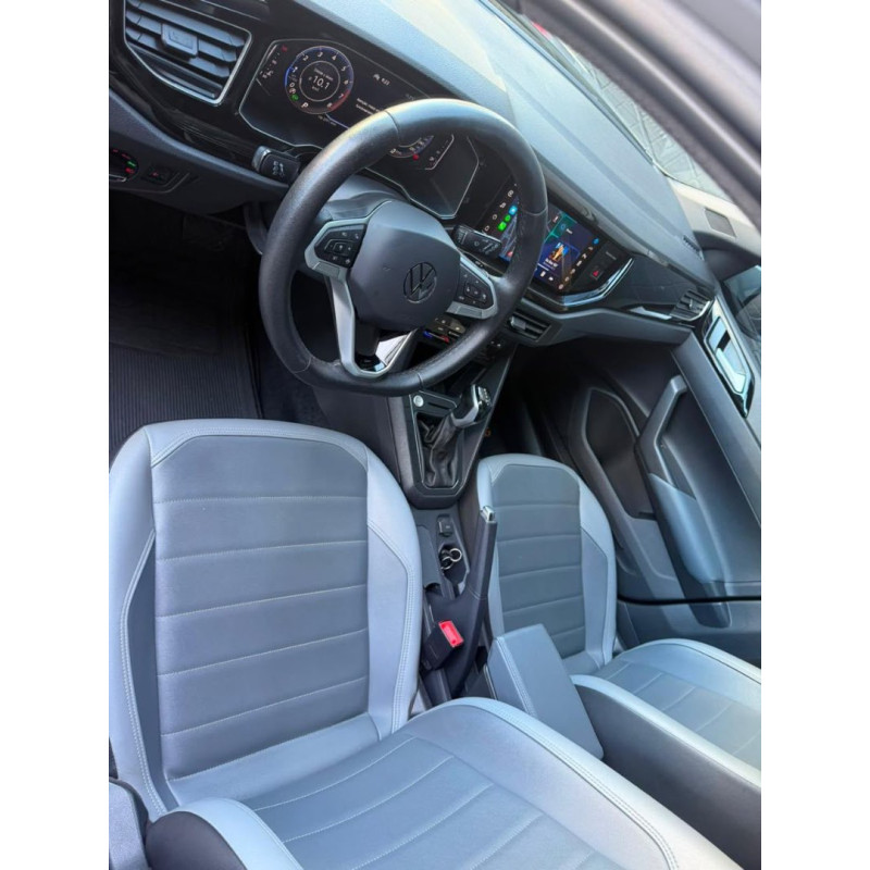 VOLKSWAGEN Nivus 1.0 4P FLEX 200 TSI HIGHLINE TURBO AUTOMÁTICO