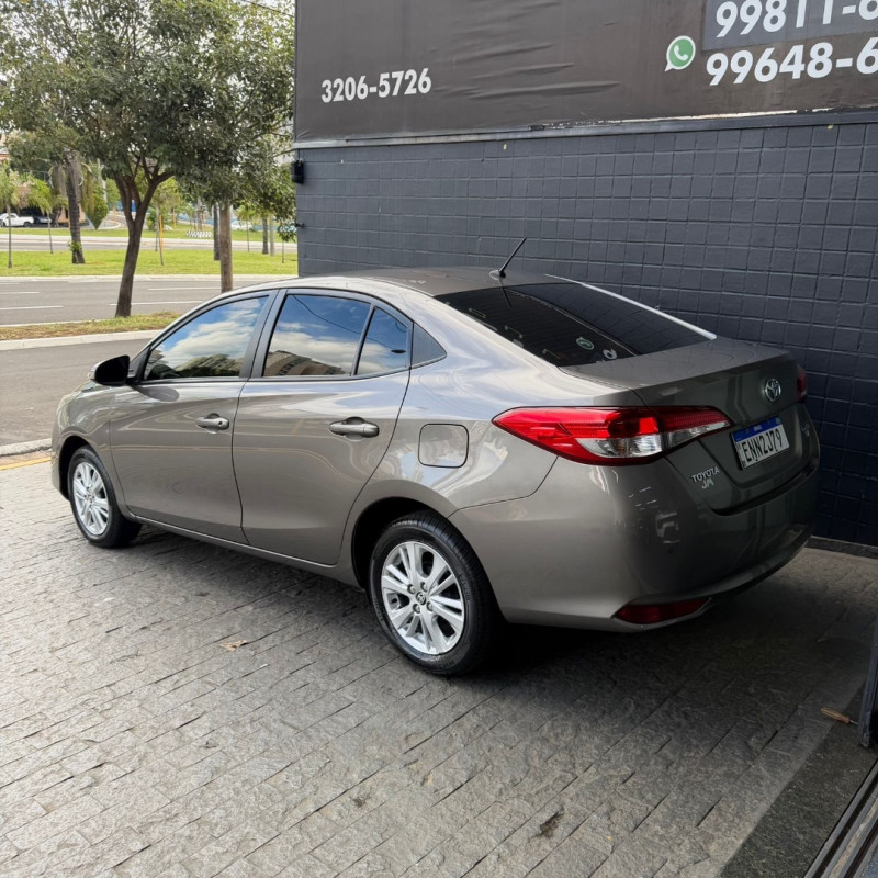 TOYOTA Yaris Sedan 1.5 16V 4P FLEX XL MULTIDRIVE AUTOMÁTICO CVT