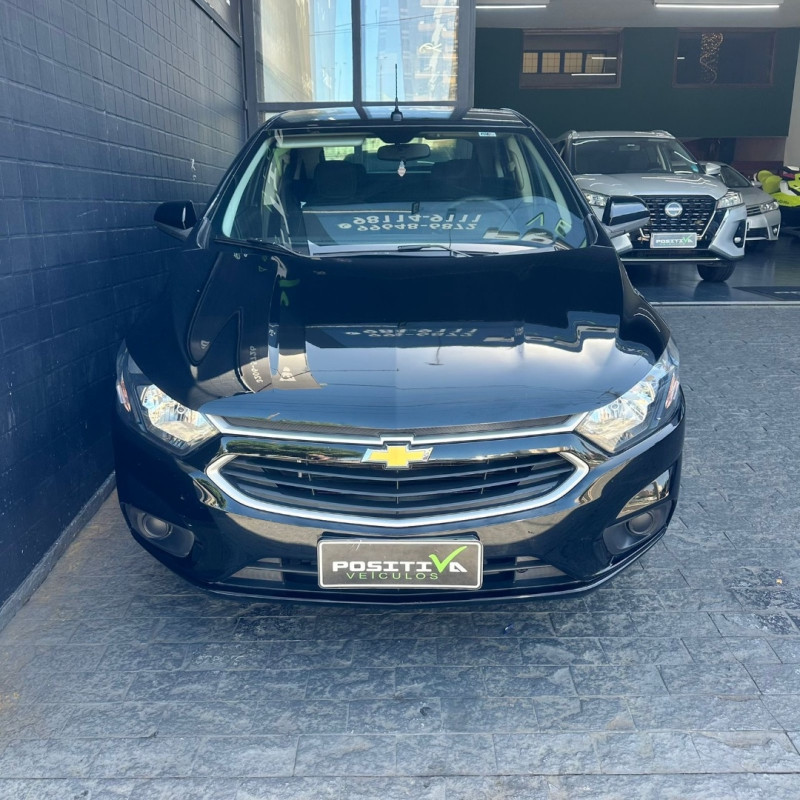 CHEVROLET Onix Hatch 1.0 4P FLEX JOY