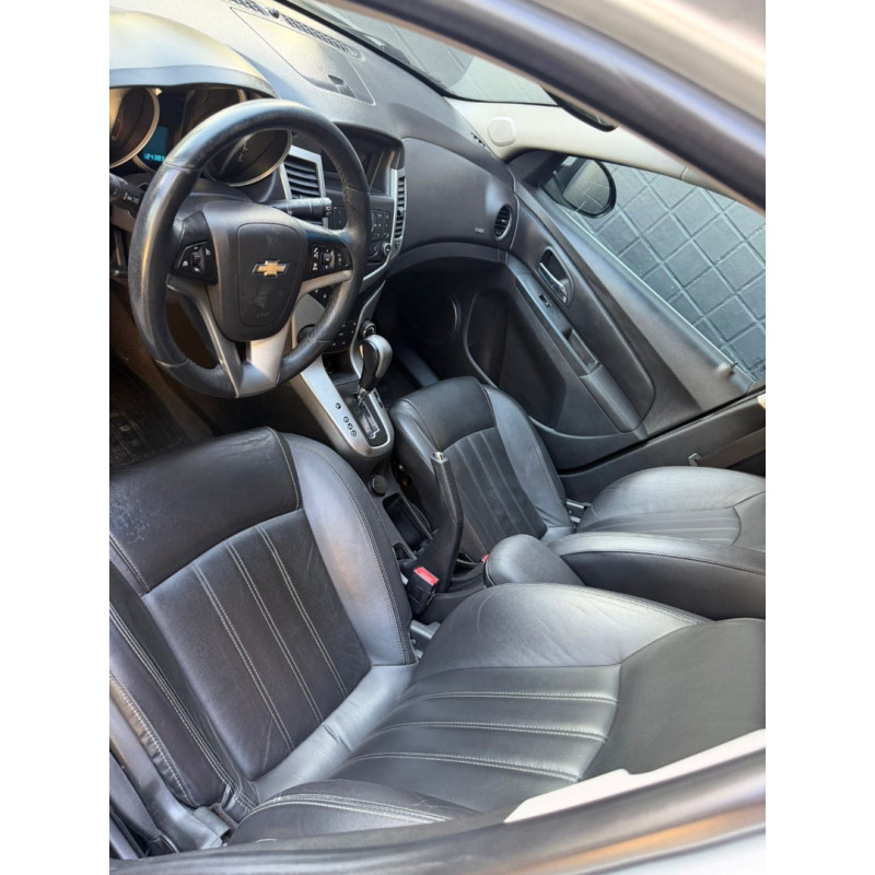 CHEVROLET Cruze Hatch 1.8 16V 4P LT SPORT6 FLEX AUTOMÁTICO