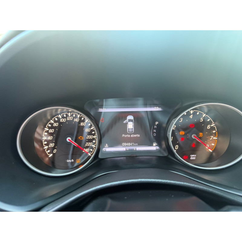FIAT Toro 2.4 16V 4P FREEDOM MULTIAIR FLEX AUTOMÁTICO
