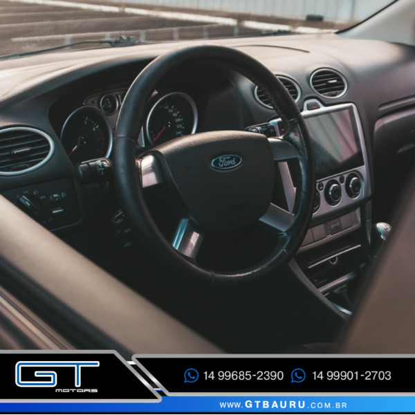 Focus Hatch 2.0 16V 4P GLX