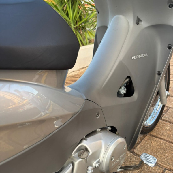 Biz 125 ES