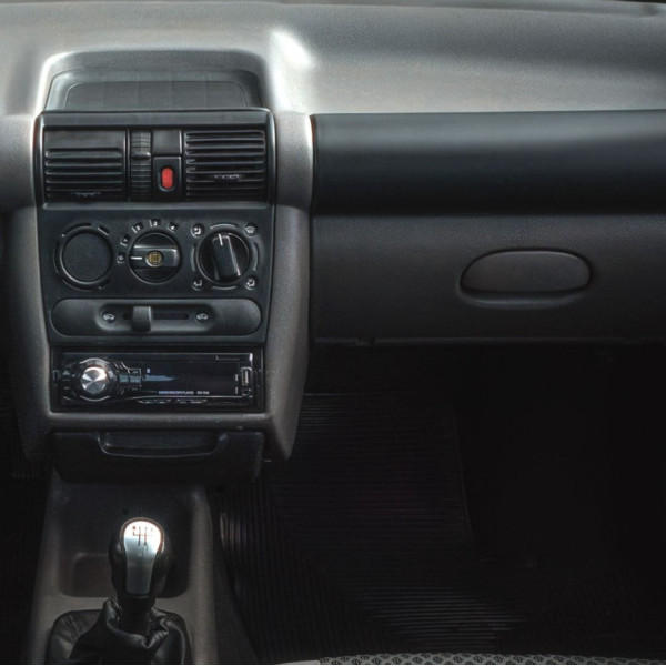 Classic Sedan 1.0 4P FLEX LIFE