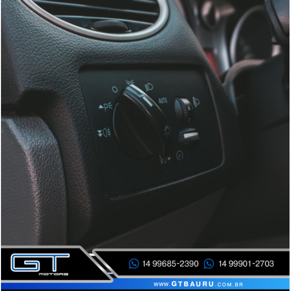Focus Hatch 2.0 16V 4P GLX