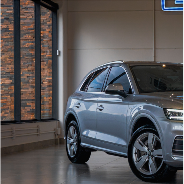 AUDI Q5 2.0 16V 4P TFSI S-LINE QUATTRO S-TRONIC AUTOMÁTICO